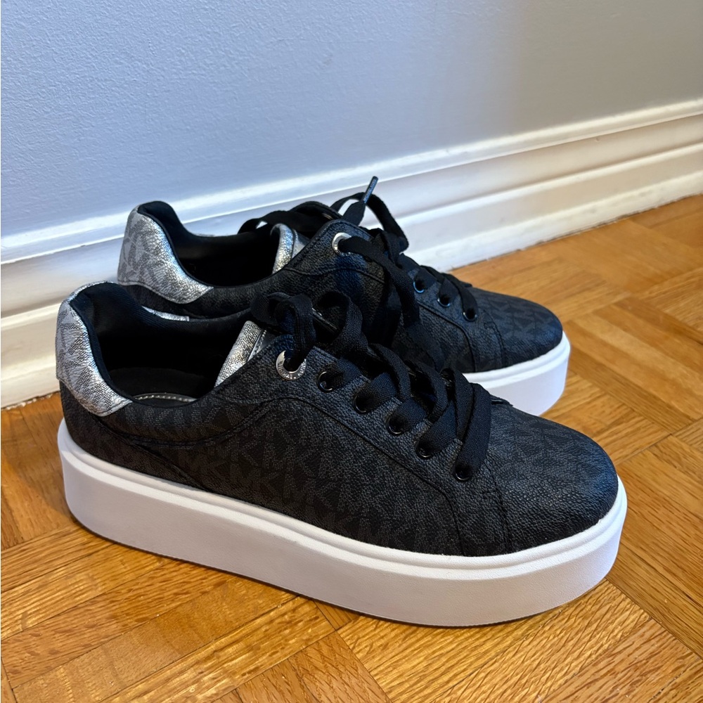 Michael Kors Sneakers